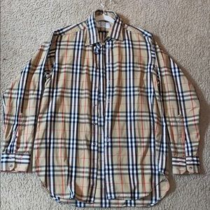Burberrys’ Men’s button down shirt 👔